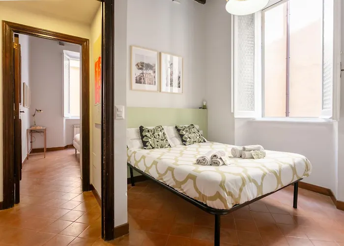 Trastevere 2 Badrooms Design Apartment