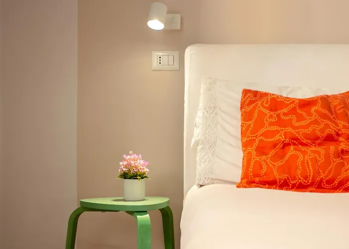 Apartment Trastevere 2 Badrooms Design Rome